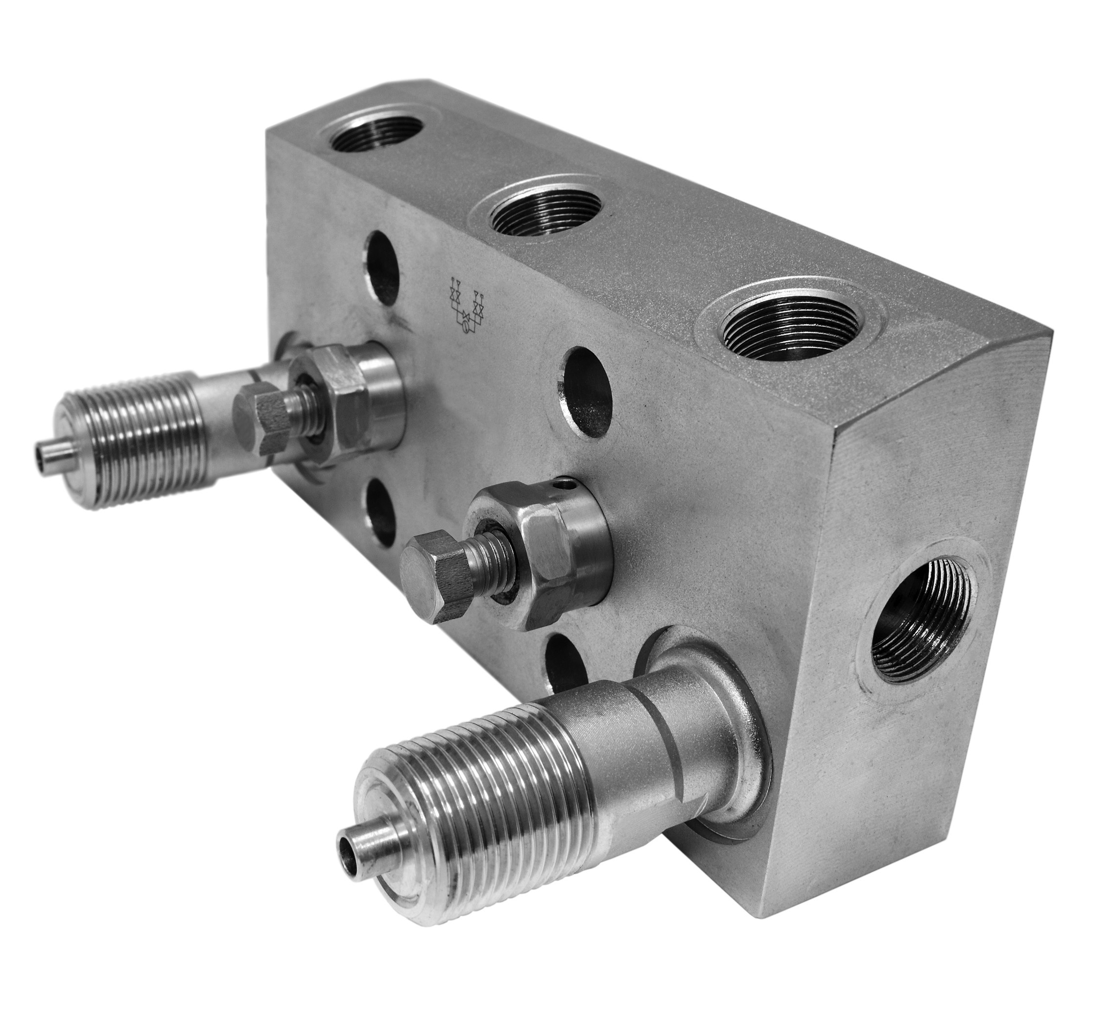 Precision machined hydraulic manifold for manufacturing manifolds article example image